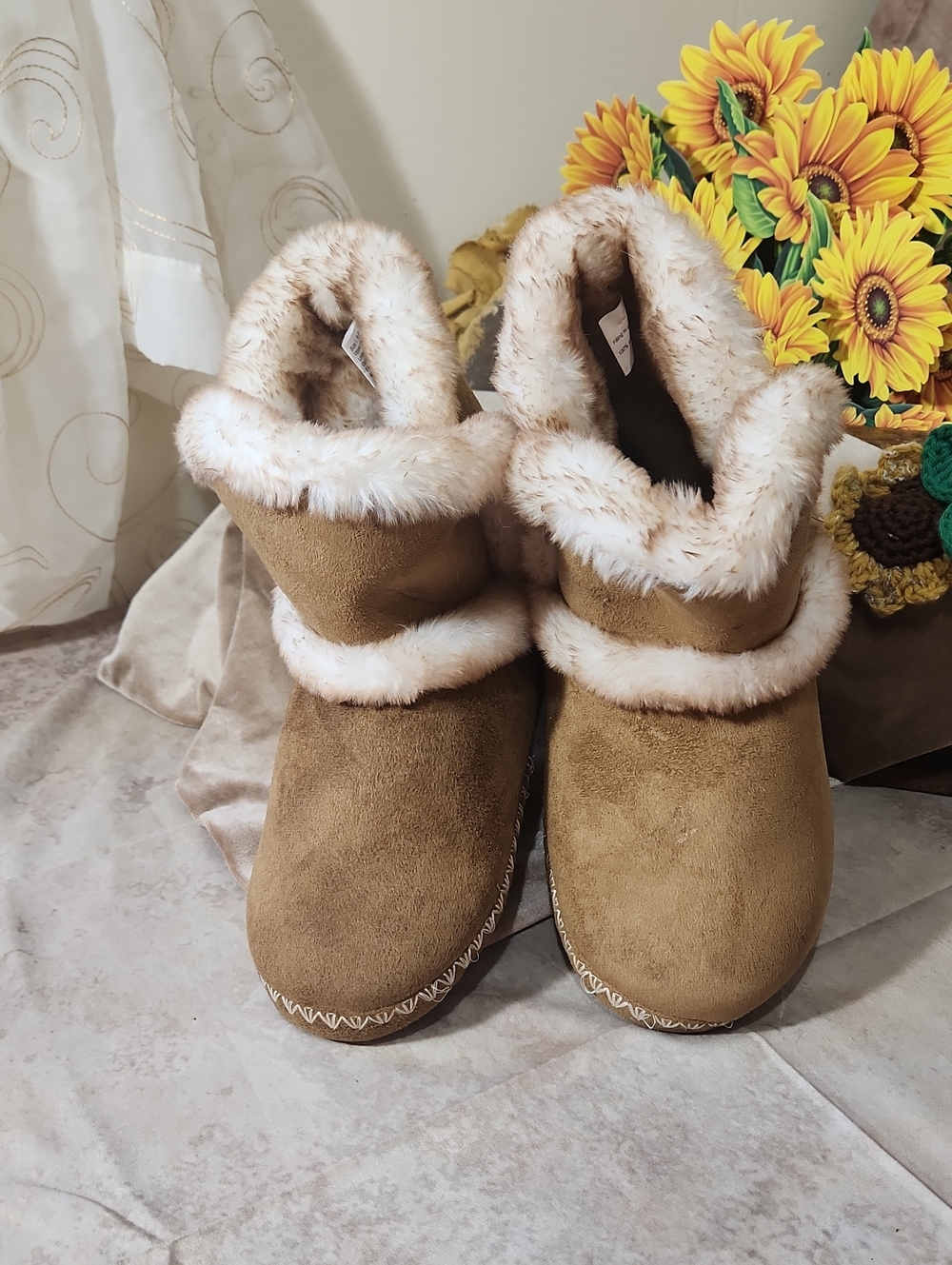 Jessica Simpson Tan Faux Fur Trim Slip-On Booties